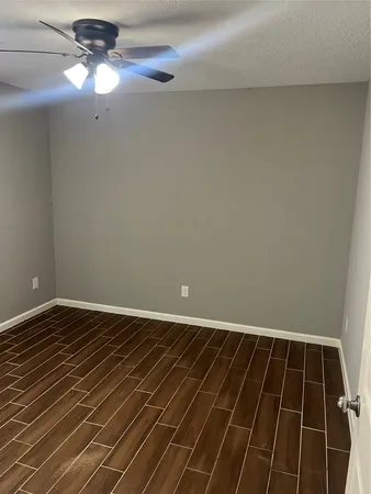 $1,300 | 18222 Bonnie Alice Drive, Unit B, Montgomery, TX 77316