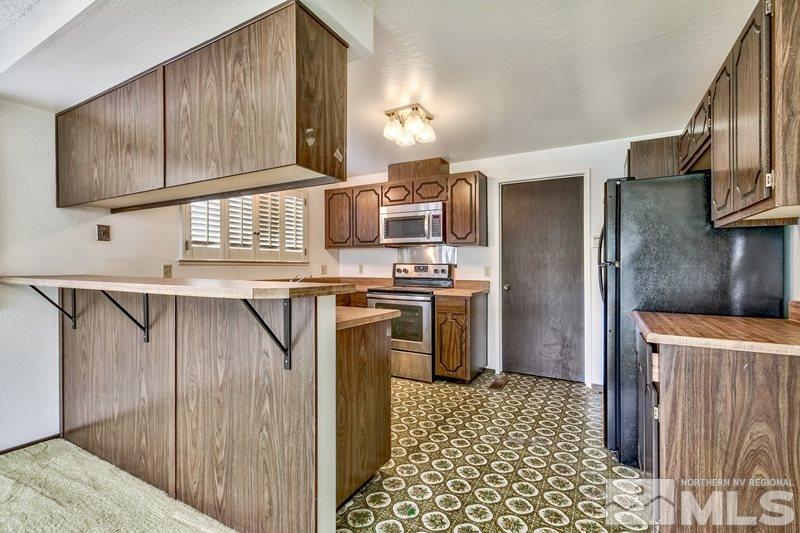 4411 Reggie Road Reno, NV 89502 - Photo 9 of 18 Photo 9