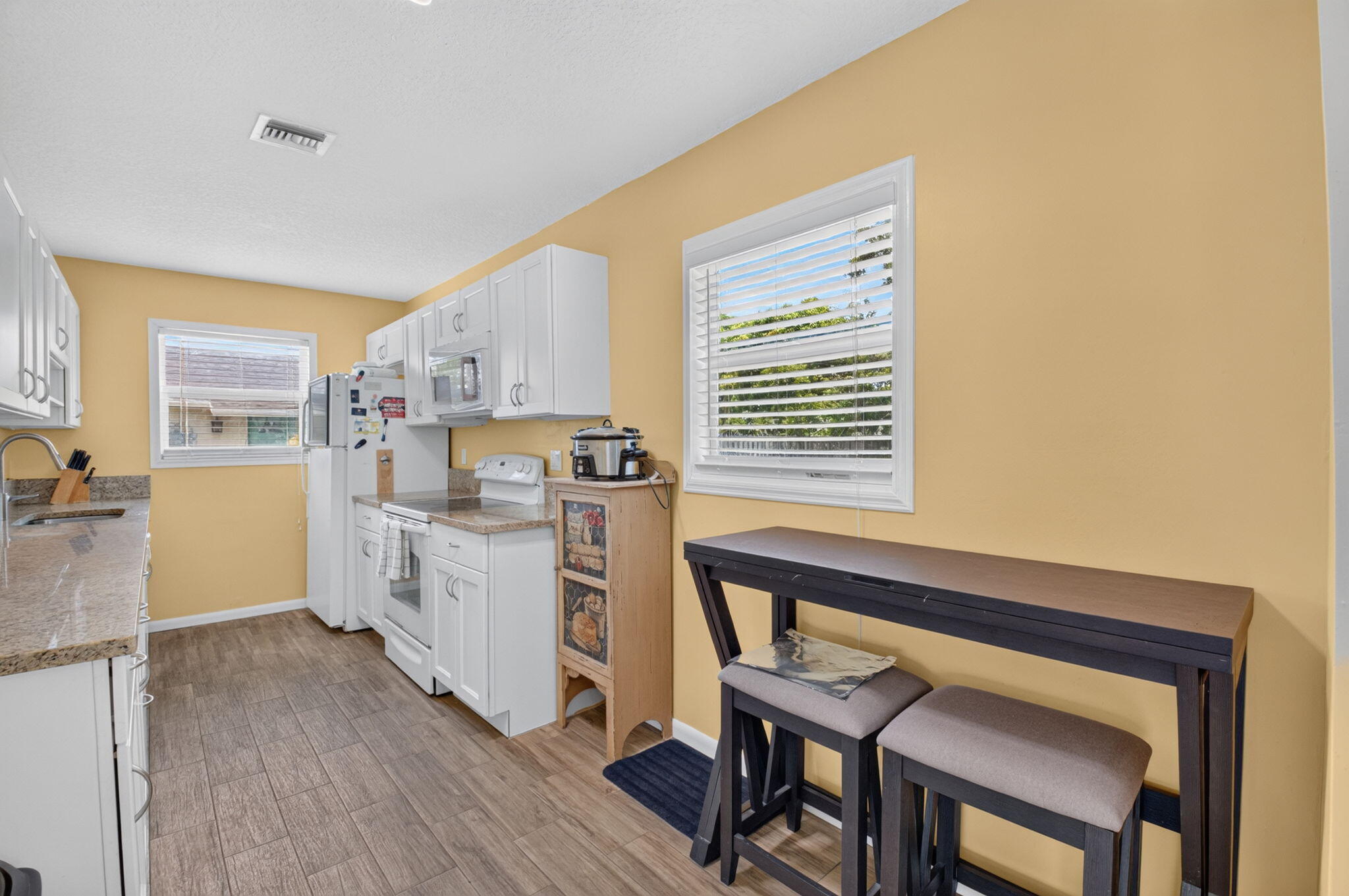 5455 Palm Ridge Boulevard Delray Beach, FL 33484 - Photo 18 of 38 16-web-or-mls-DSC_5105