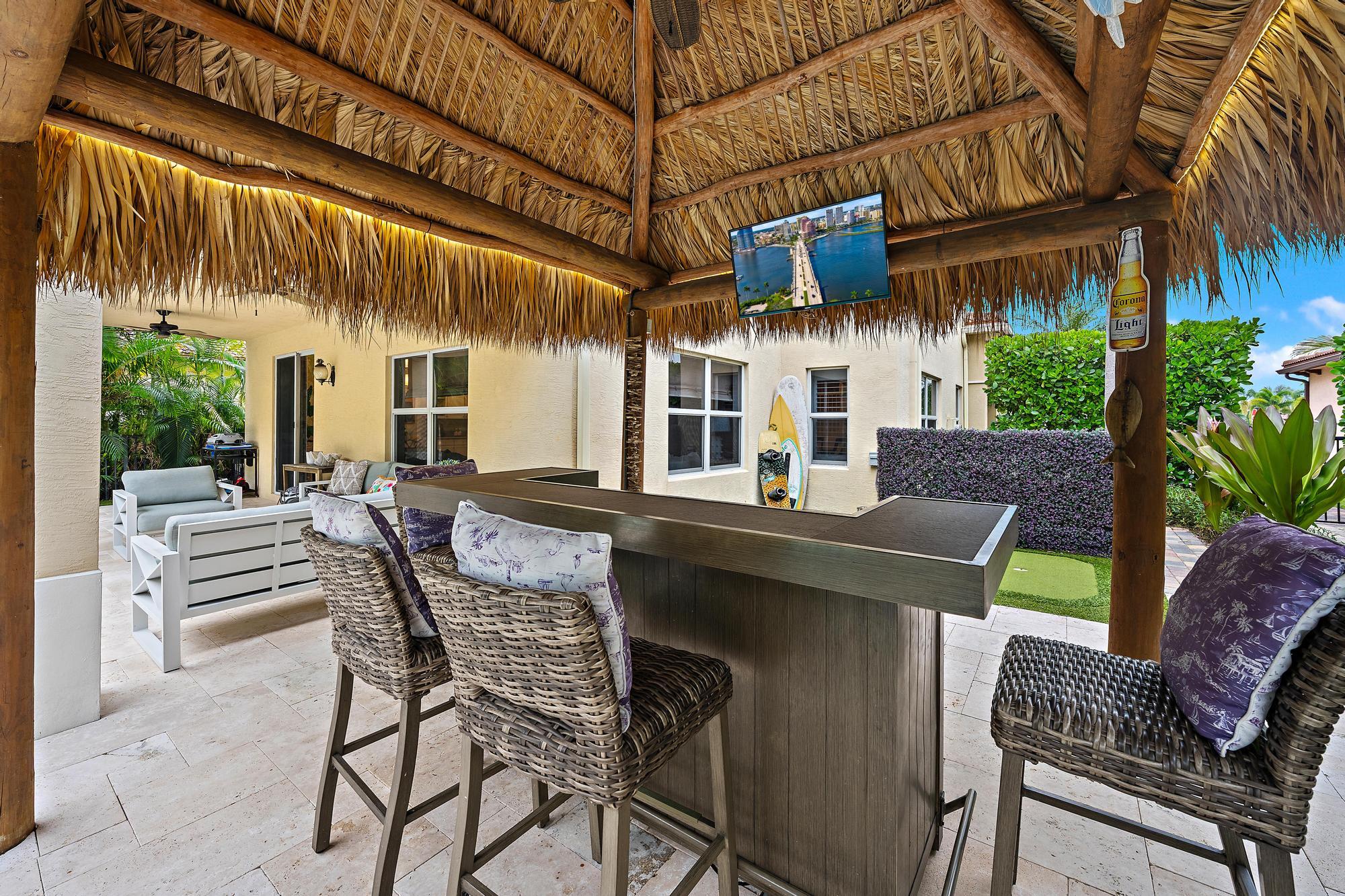 148 Behring Way Jupiter, FL 33458 - Photo 37 of 57 Tiki Hut