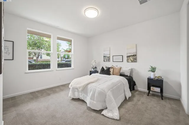 $1,150,000 | 2336-2336 Carbondale Way, Dublin, CA 94568