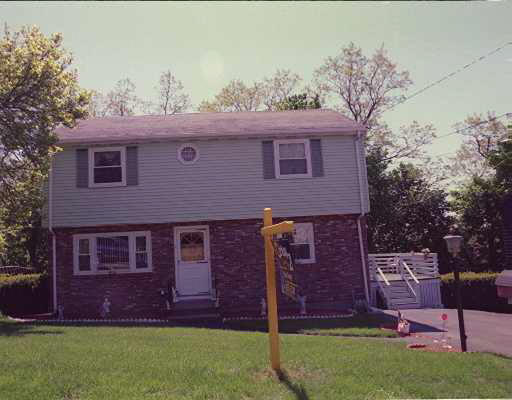 41 Parkview Road Waltham, MA 02452 - Photo 1 of 1 Gallery Image 1