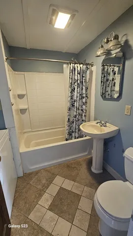 $3,200 | 3 Woodland Street, Unit 3, Whitinsville, MA 01588