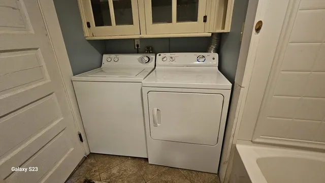 $3,200 | 3 Woodland Street, Unit 3, Whitinsville, MA 01588