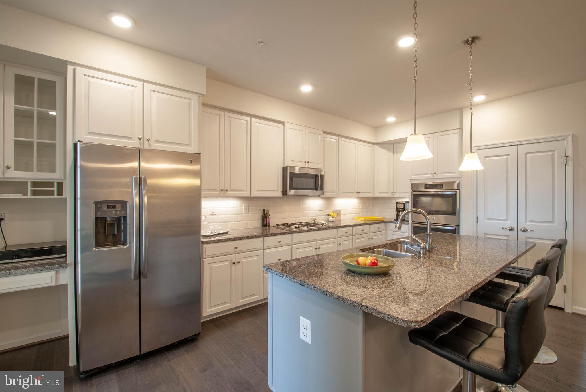 8038 Orchard Grove Road, Unit 20 Odenton, MD 21113 - Photo 15 of 30 Prepare Scrumptious Meals for Family & Friends!