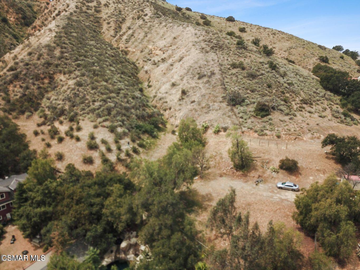 Oak Knolls Road Simi Valley, CA 93063 - Photo 20 of 23 a view of a dry yard