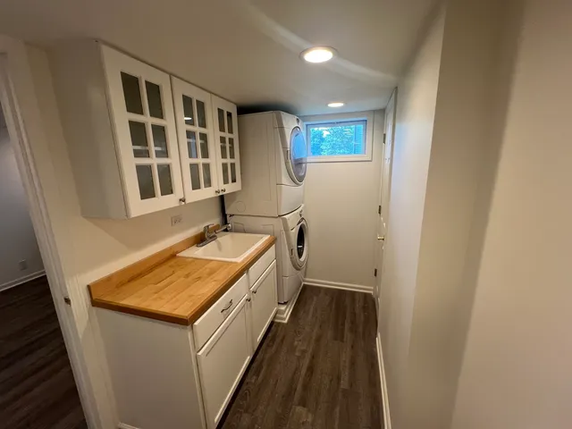 $2,700 | 7830 Westview Lane, Woodridge, IL 60517