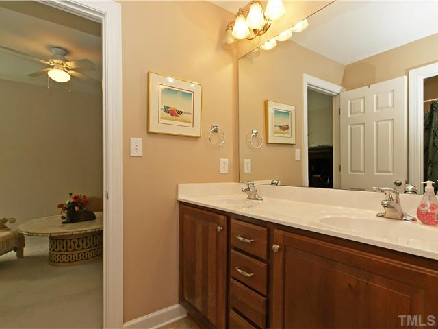4449 Fairview Ridge Lane Apex, NC 27539 - Photo 17 of 25 JACK AND JILL BATH WITH DOUBLE SINKS!
