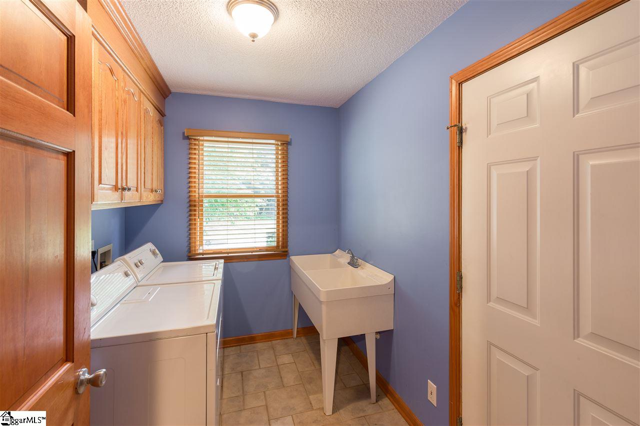 261 North Barton Road Taylors, SC 29687 - Photo 15 of 35 Gallery Image 15