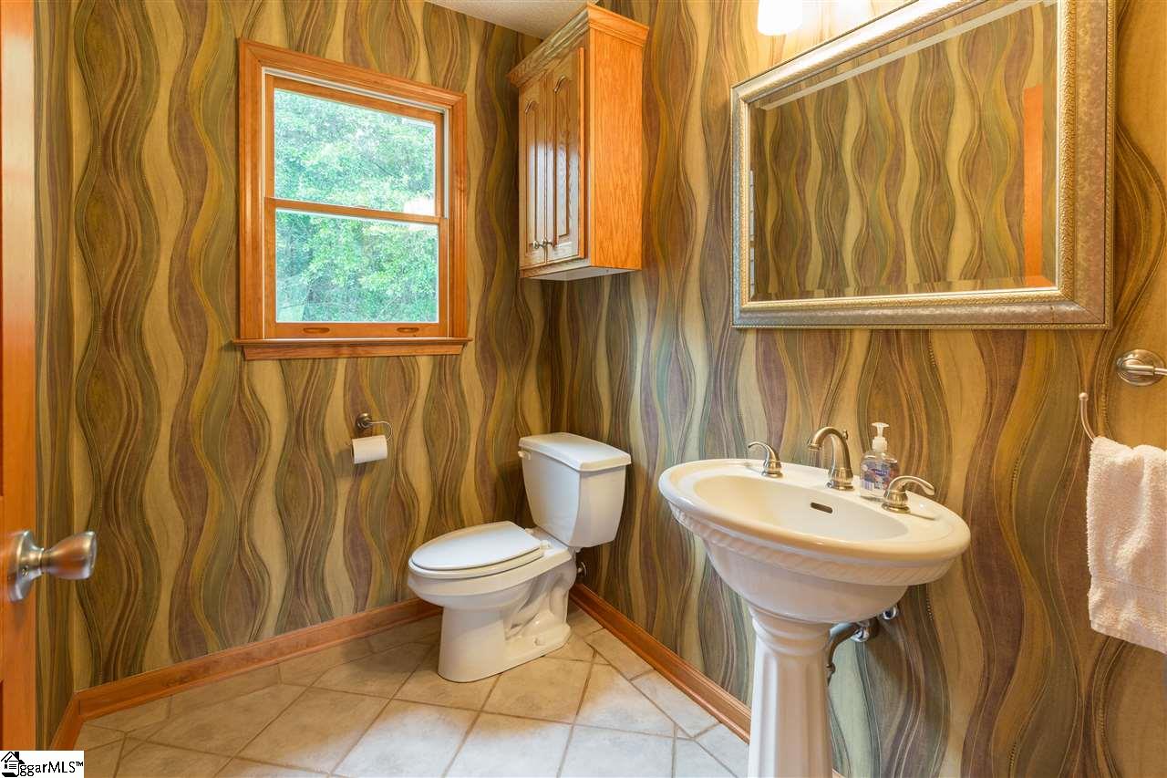 261 North Barton Road Taylors, SC 29687 - Photo 17 of 35 Gallery Image 17