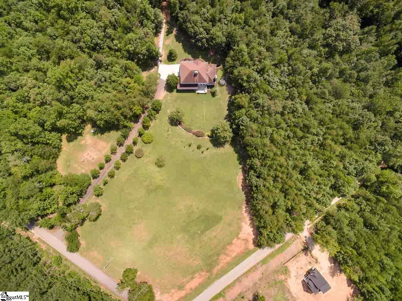 261 North Barton Road Taylors, SC 29687 - Photo 3 of 35 Gallery Image 3