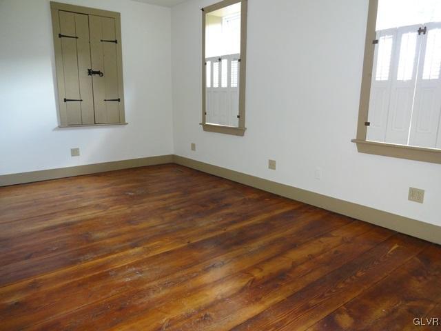 45 Covered Bridge Road Palmerton, PA 18071 - Photo 11 of 44 Living Room Built-in