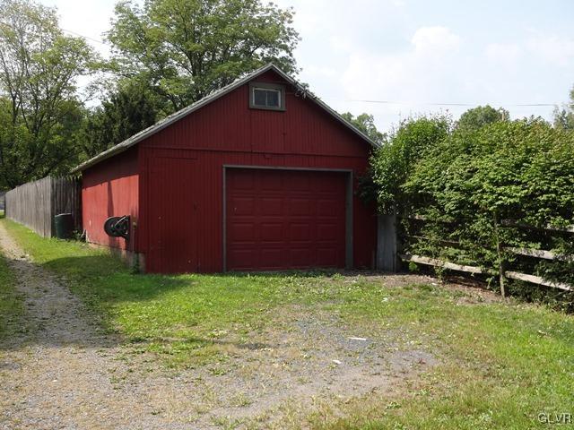 45 Covered Bridge Road Palmerton, PA 18071 - Photo 40 of 44 Garage