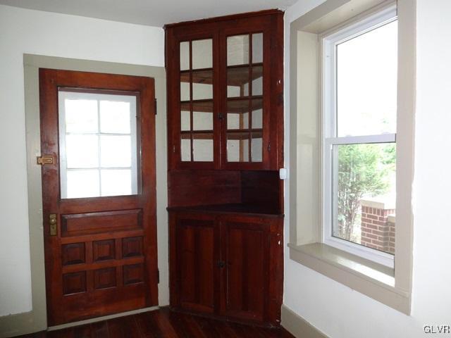 45 Covered Bridge Road Palmerton, PA 18071 - Photo 9 of 44 Dining Room Built-in