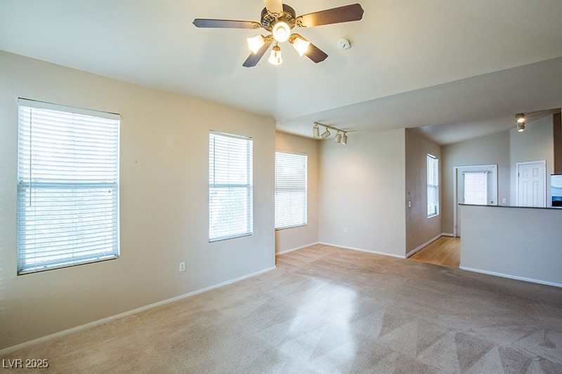 10001 Peace Way, Unit 2270 Las Vegas, NV 89147 - Photo 16 of 44