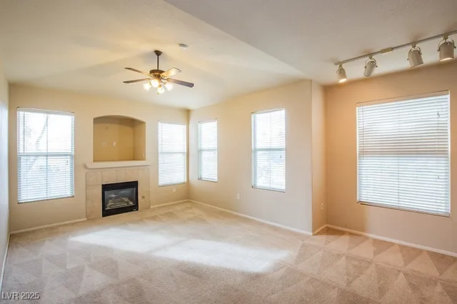 $345,000 | 10001 Peace Way, Unit 2270, Las Vegas, NV 89147
