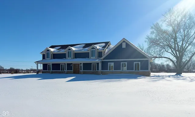 $595,000 | 731 West 600th Street North, Whiteland, IN 46184