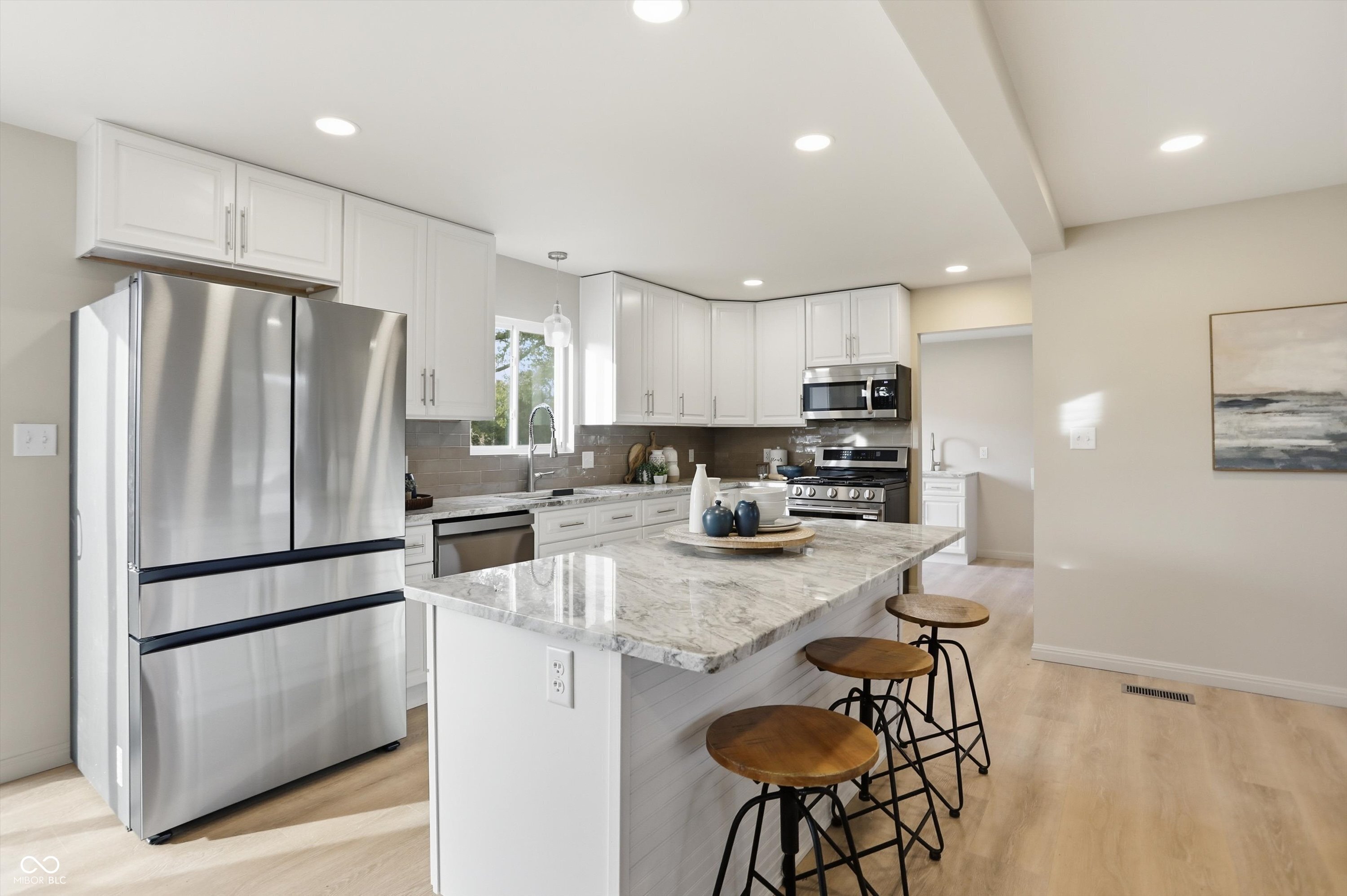 731 West 600th Street North Whiteland, IN 46184 - Photo 11 of 53