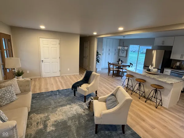 $595,000 | 731 West 600th Street North, Whiteland, IN 46184