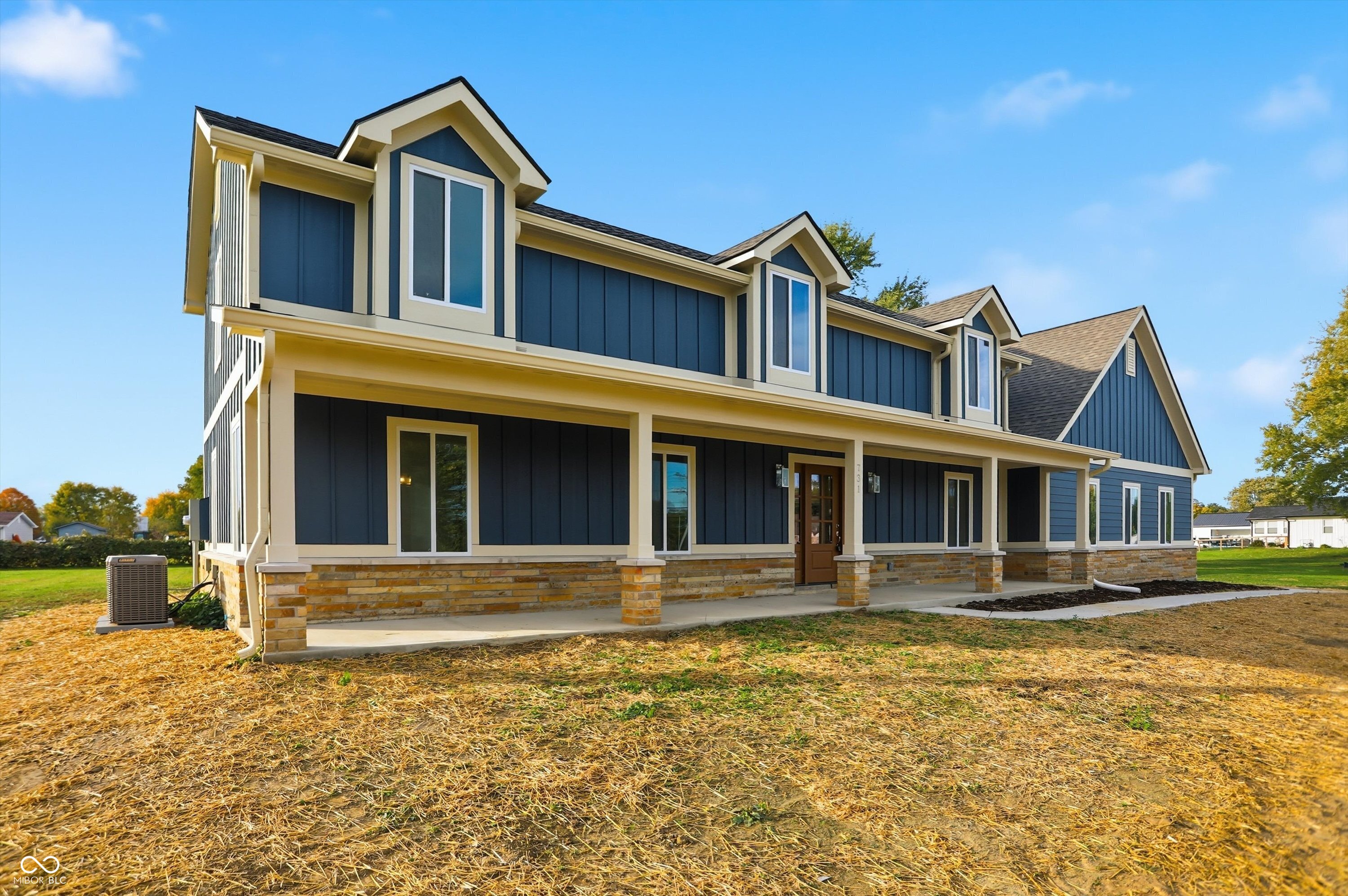 731 West 600th Street North Whiteland, IN 46184 - Photo 4 of 53