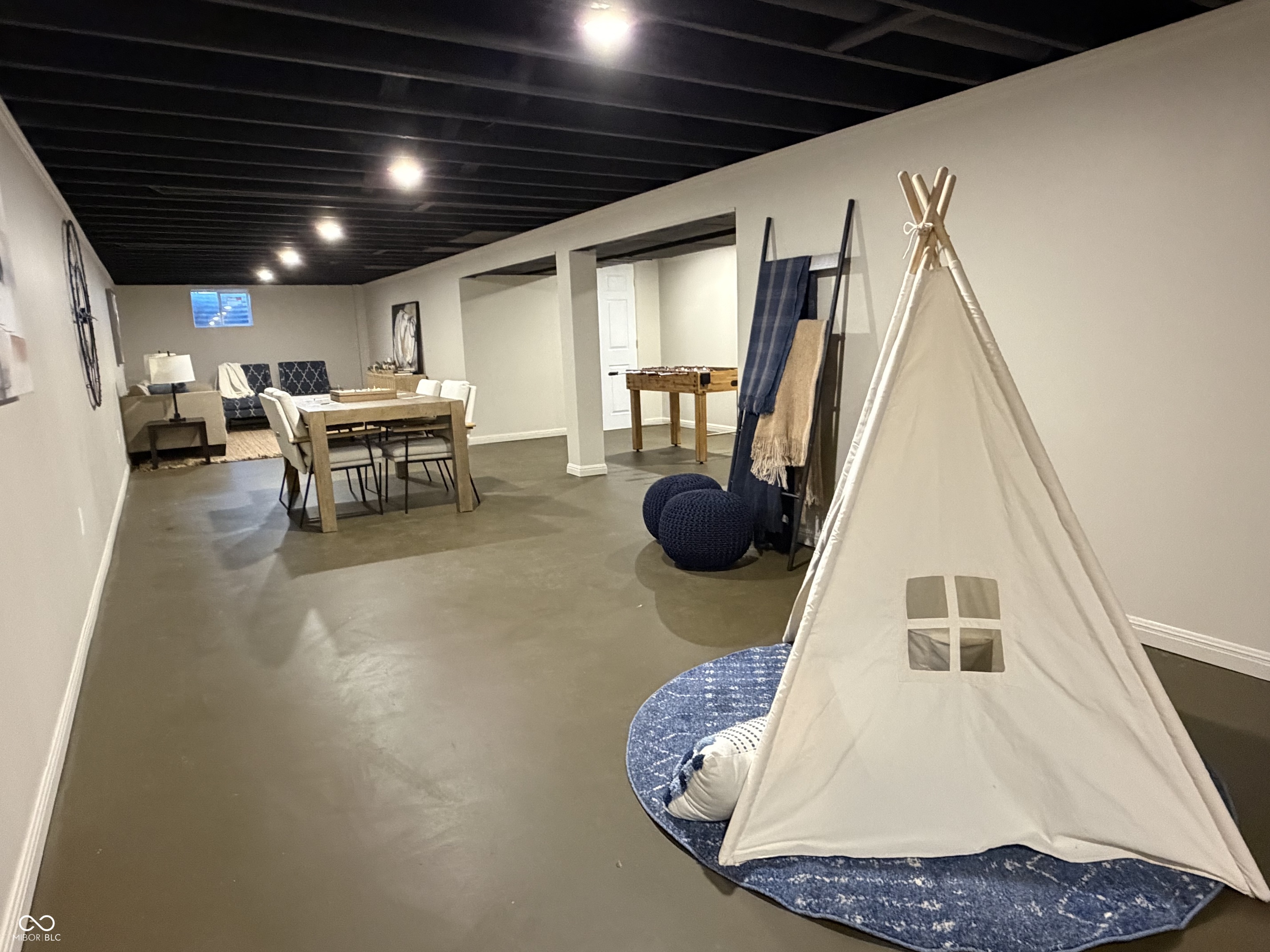 731 West 600th Street North Whiteland, IN 46184 - Photo 41 of 53