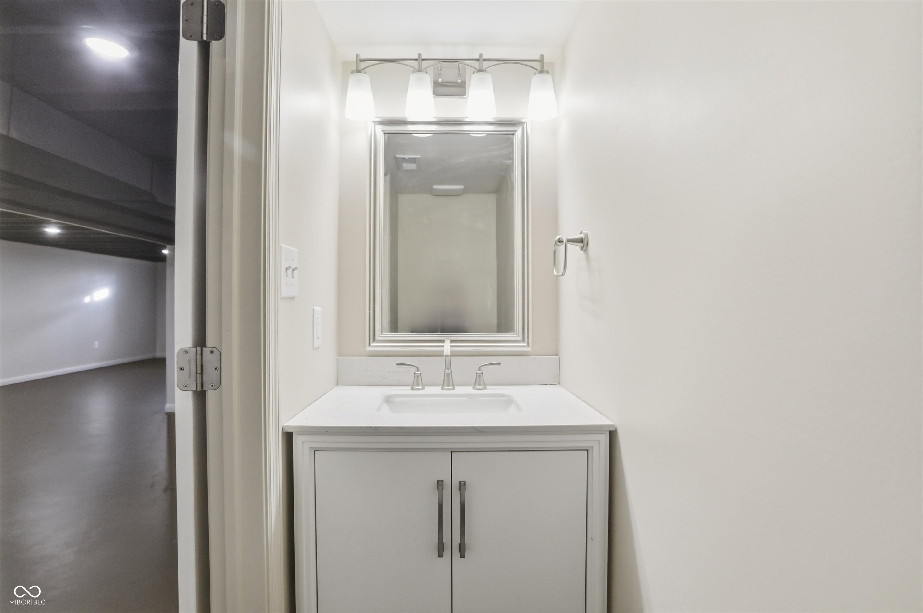 731 West 600th Street North Whiteland, IN 46184 - Photo 45 of 53