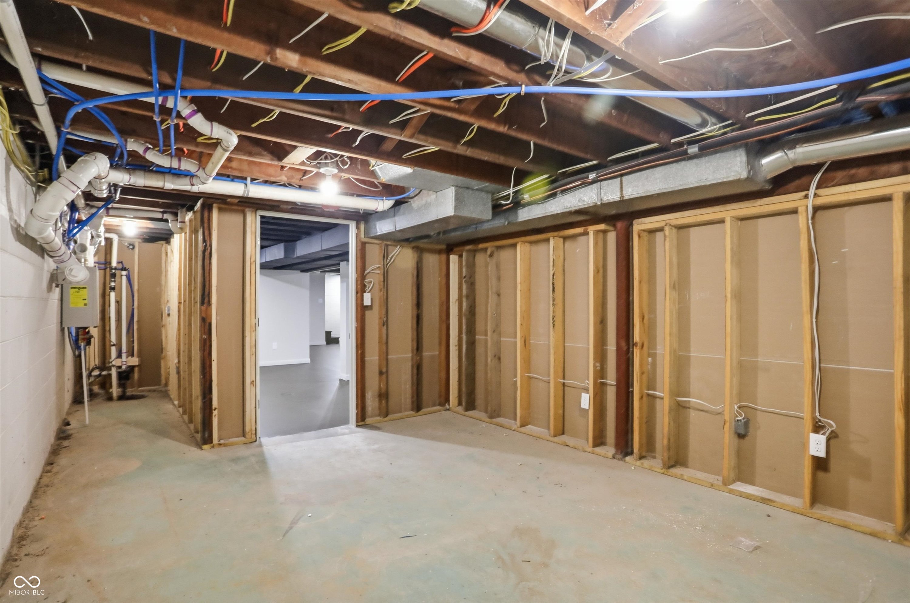 731 West 600th Street North Whiteland, IN 46184 - Photo 46 of 53