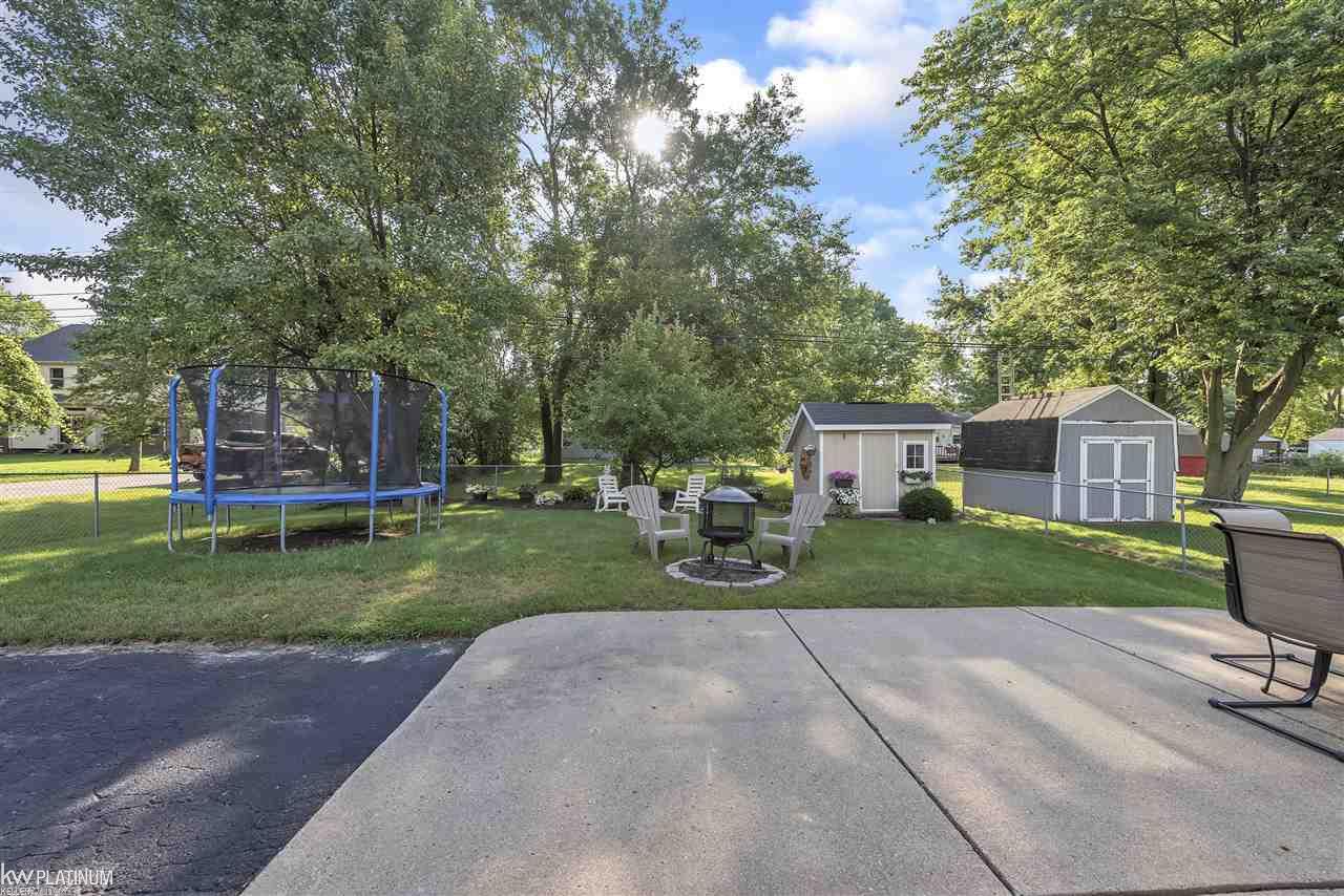 3111 Eastern Rochester, MI 48307 - Photo 22 of 23 31387937-21.JPG