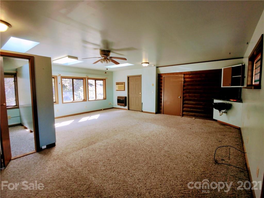 132 Turtle Creek Road Sylva, NC 28779 - Photo 8 of 13 Gallery Image 8