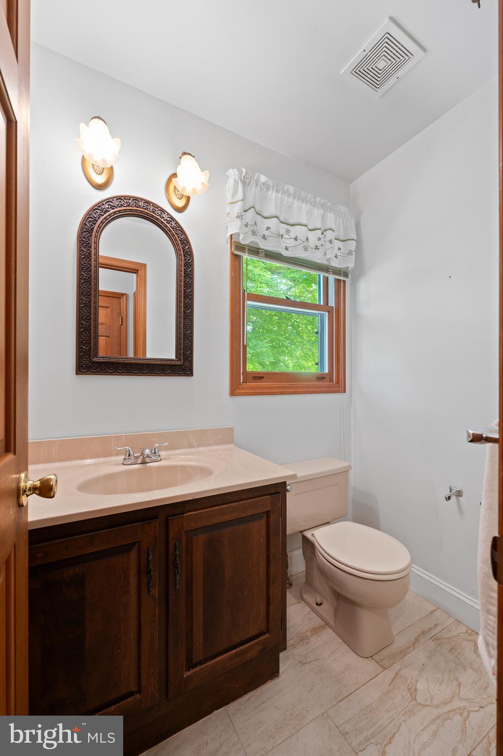 1663 Cold Spring Road Newtown Square, PA 19073 - Photo 15 of 28 Power room