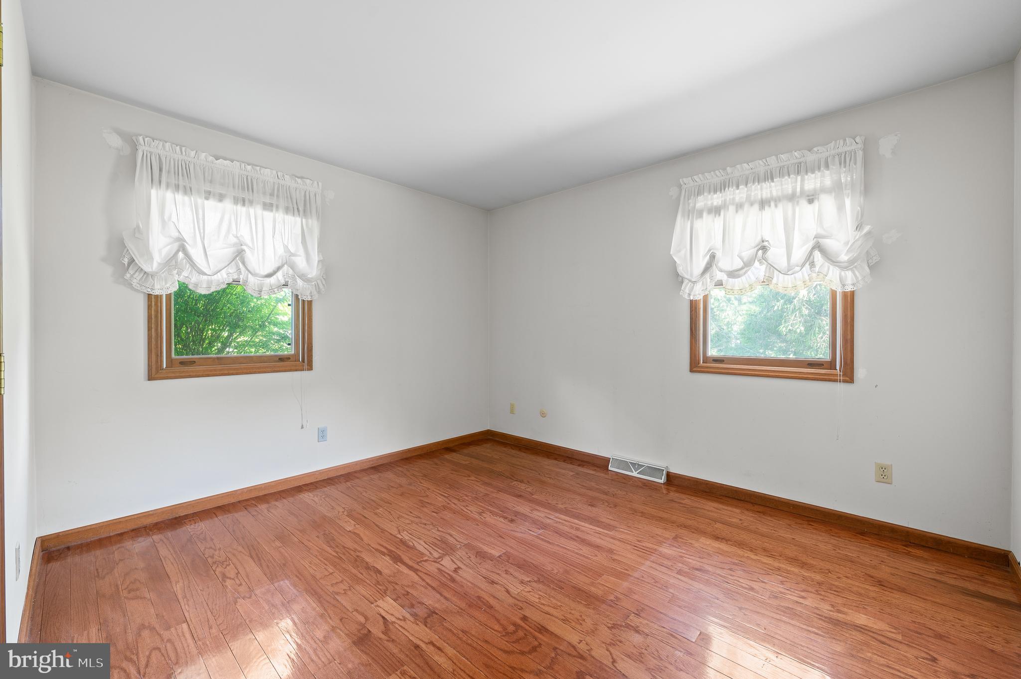 1663 Cold Spring Road Newtown Square, PA 19073 - Photo 20 of 28 Bedroom #2