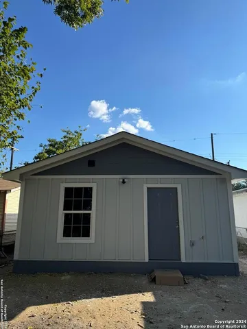 $1,575 | 1005 Division Avenue, San Antonio, TX 78225