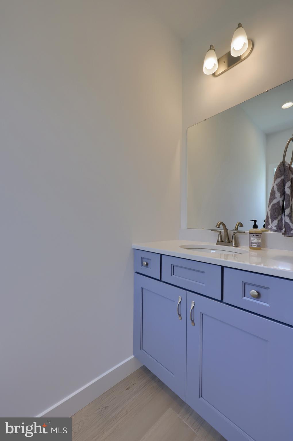 47 Vista Court Lititz, PA 17543 - Photo 19 of 65 First floor full bath