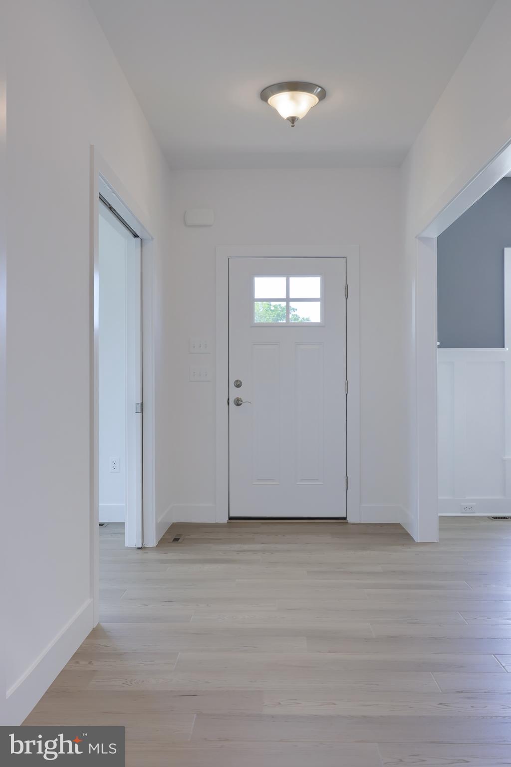 47 Vista Court Lititz, PA 17543 - Photo 6 of 65 Front Entrance