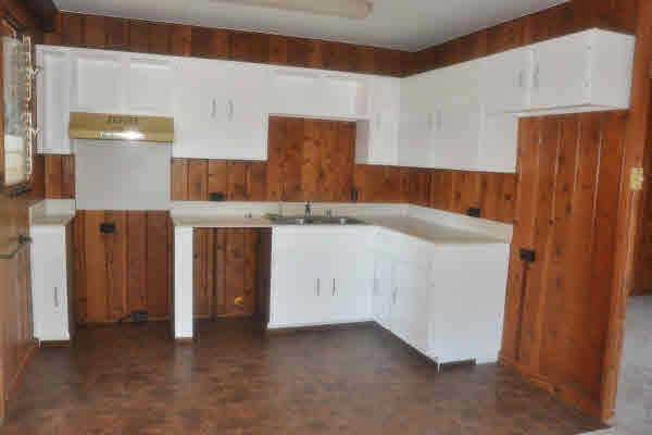4875 Moi Road Hanapepe, HI 96716 - Photo 6 of 25 a utility room with dryer and washer