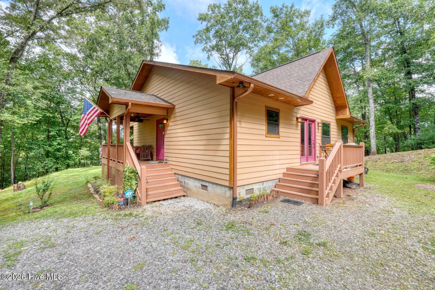 2592 Caney Creek Road Murphy, NC 28906 - Photo 10 of 52 Gallery Image 10