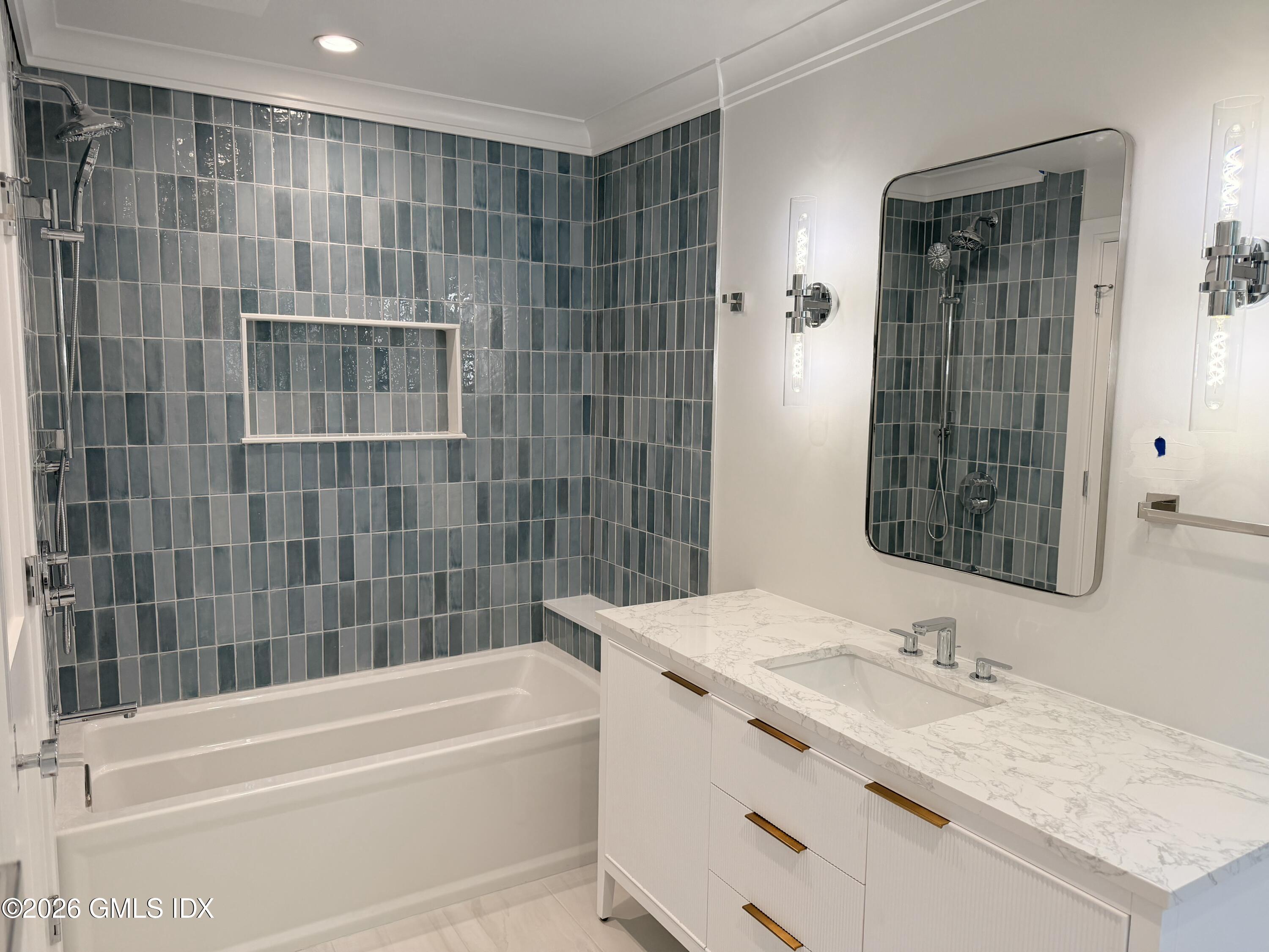 8 Somerset Lane Riverside, CT 06878 - Photo 21 of 28 Second En-Suite on Second Level