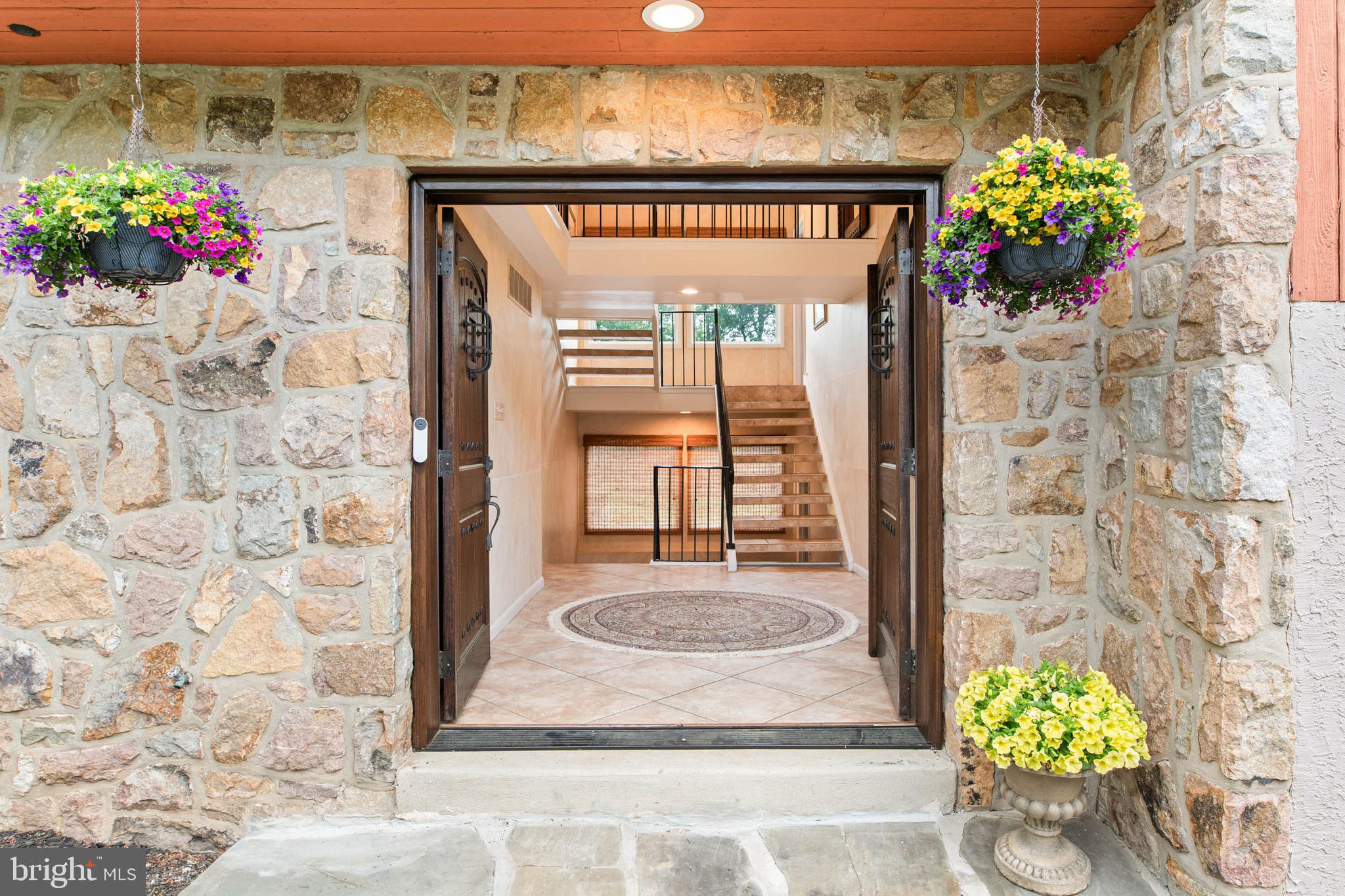 780 Panorama Road Villanova, PA 19085 - Photo 5 of 41 Front door open to foyer