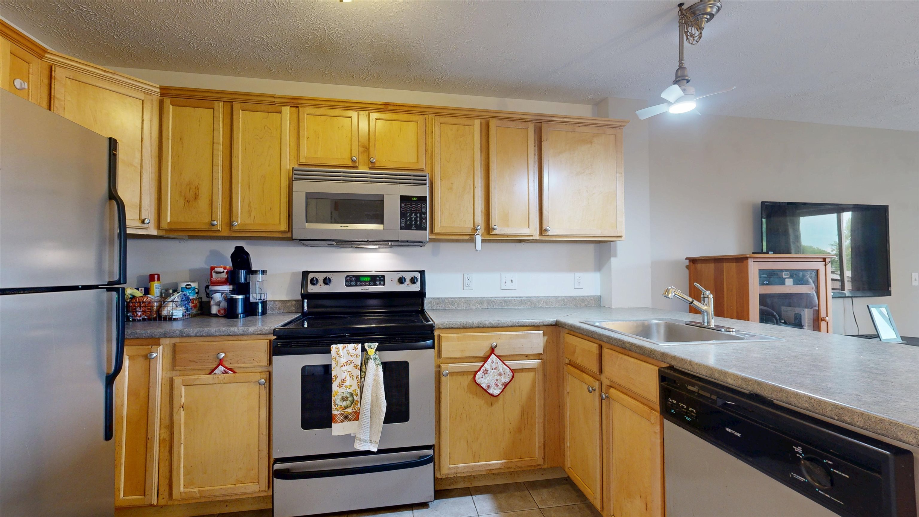 10 Kellogg Road, Unit 236 Essex, VT 05452 - Photo 6 of 11