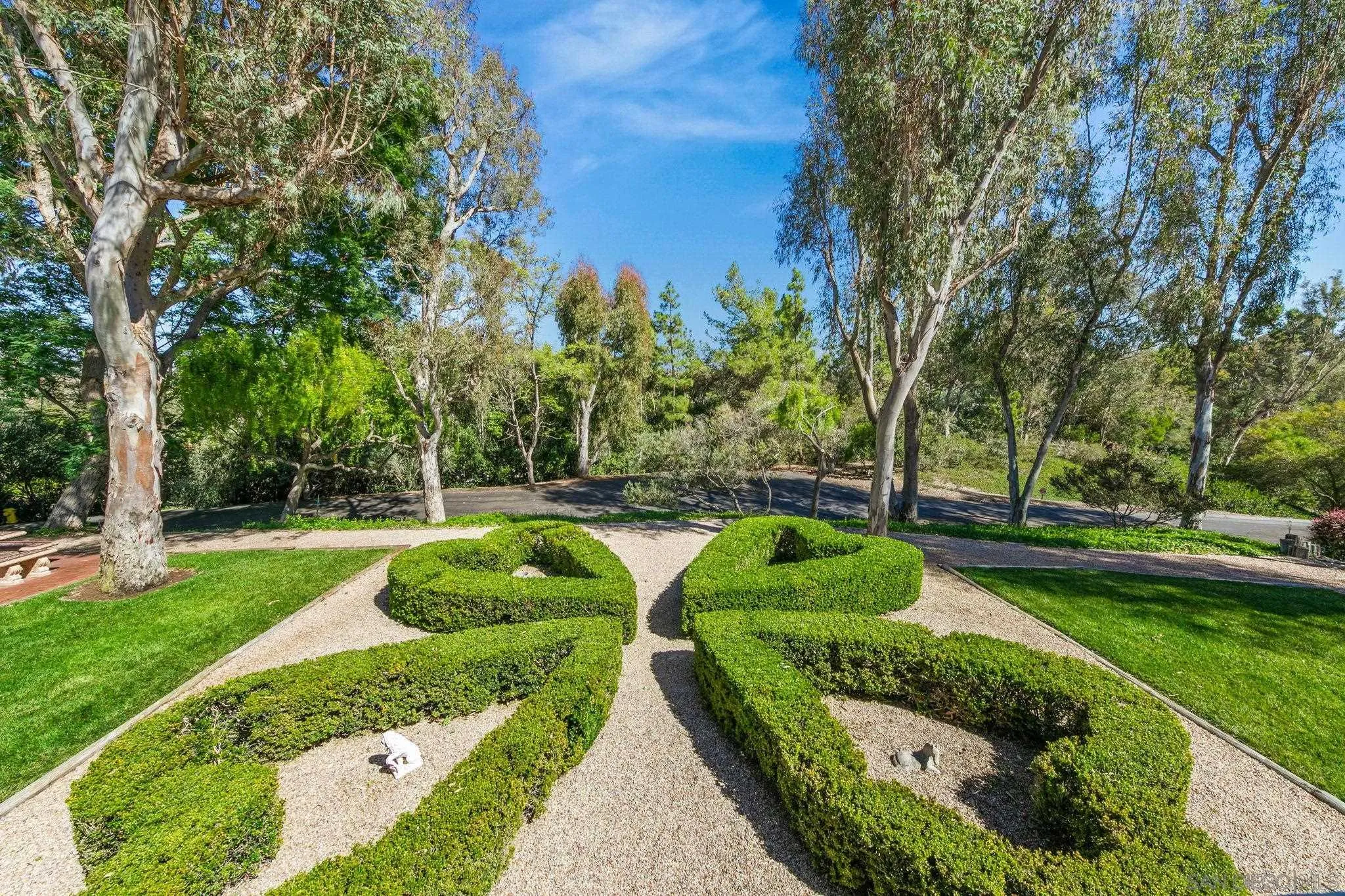 5443 Calzada Del Bosque Rancho Santa Fe, CA 92067 - Photo 11 of 54