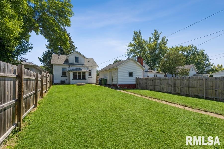 3026 Cleveland Street Clinton, IA 52732 - Photo 30 of 30 Gallery Image 30