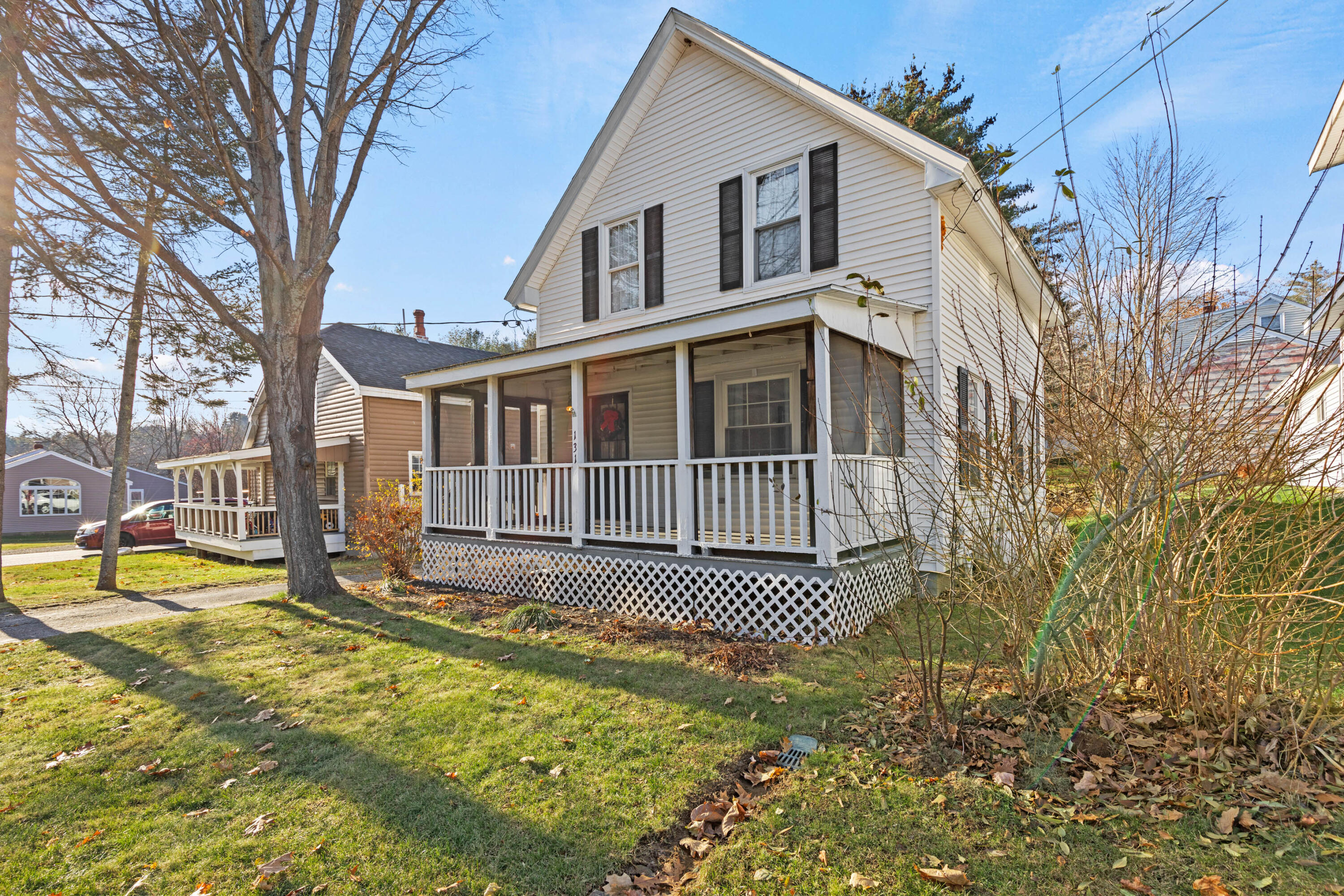 131 Poland Road Auburn, ME 04210 - Photo 3 of 35 131 Poland Auburn_031