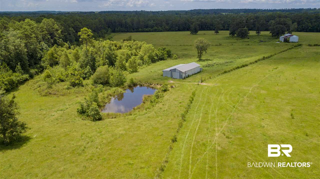 22290 Oak Tree Lane Robertsdale, AL 36567 - Photo 12 of 37