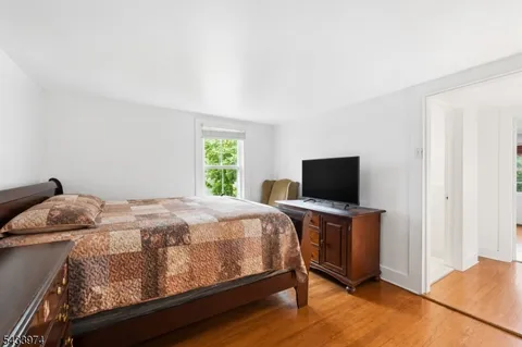 $505,000 | 10 Bodnar Street, Bernardsville, NJ 07924