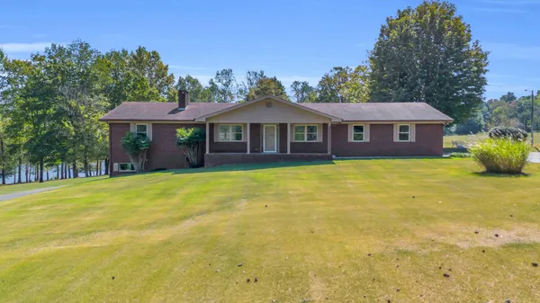 $1,090,000 | 8024 Highway 58, Harrison, TN 37341