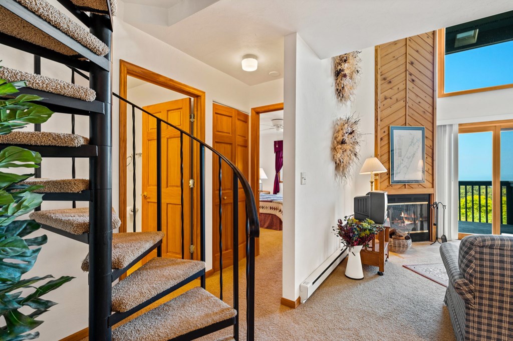 7569 Sunrise Ridge Lane, Unit E2 Egg Harbor, WI 54209 - Photo 14 of 32