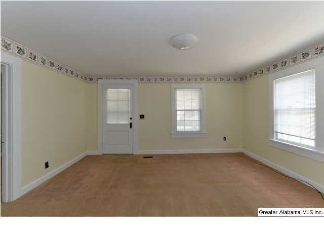 8429 Lewis Avenue Leeds, AL 35094 - Photo 3 of 32