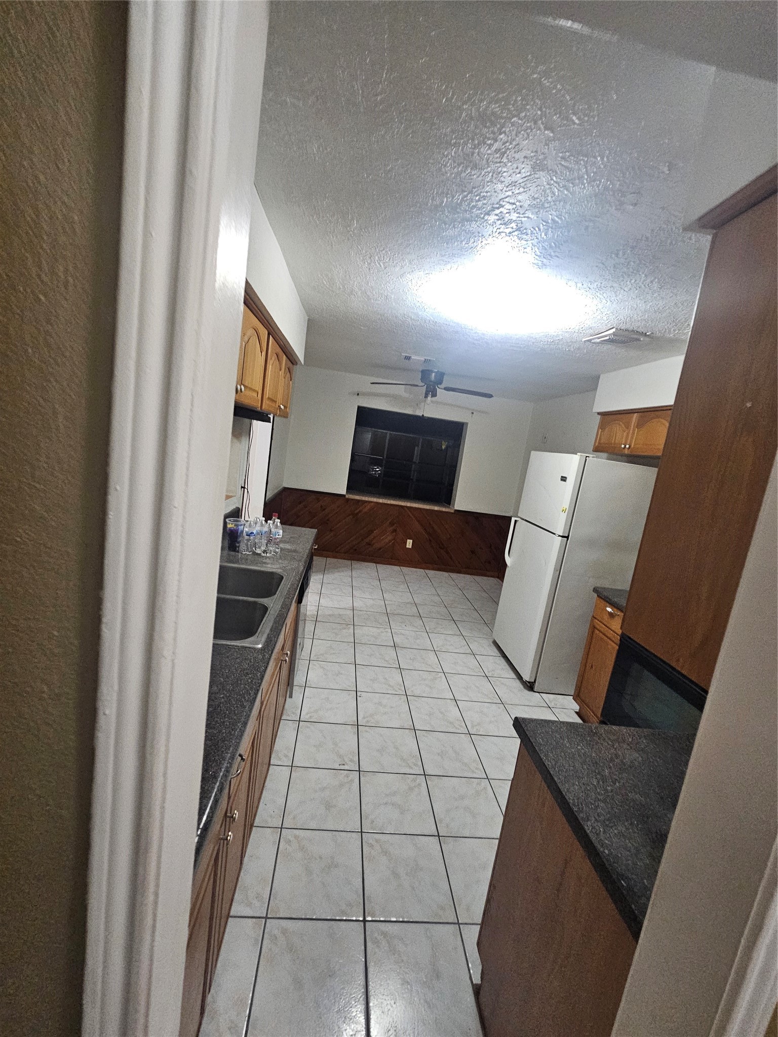 4011 Alshire Drive Spring, TX 77373 - Photo 10 of 37 kitchen view
