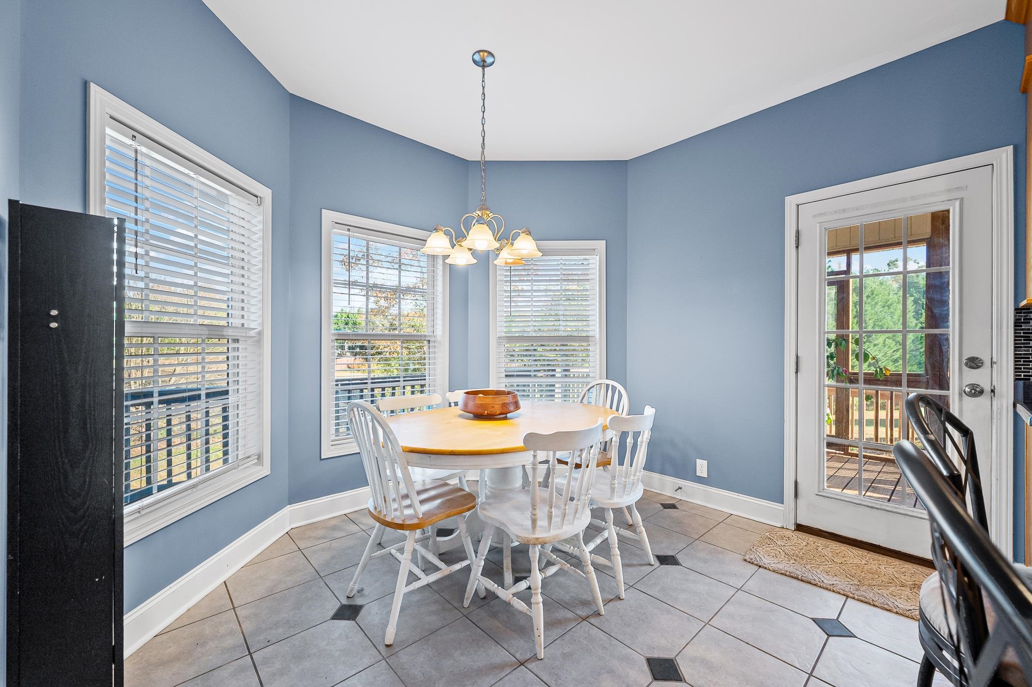 329 Shoreview Drive Chesnee, SC 29323 - Photo 18 of 50