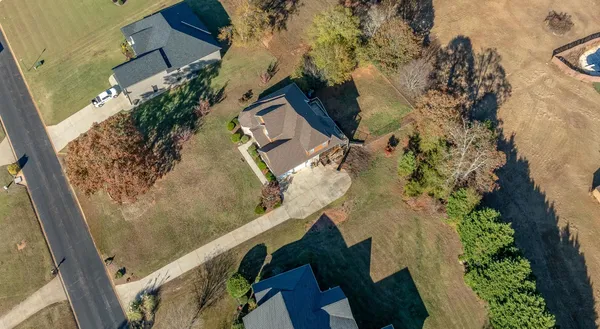 $685,895 | 329 Shoreview Drive, Chesnee, SC 29323